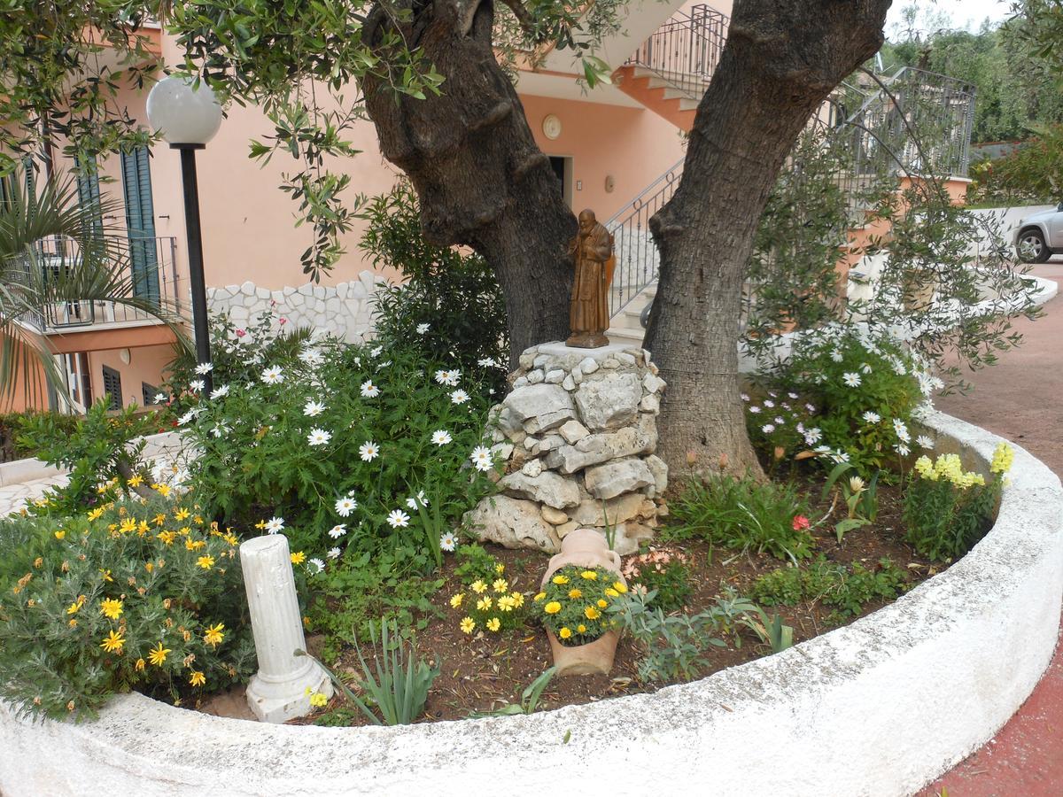 Residence La Cappella Del Convento Rodi Garganico Dış mekan fotoğraf