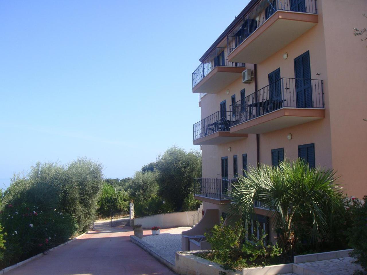 Residence La Cappella Del Convento Rodi Garganico Dış mekan fotoğraf